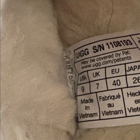 UGG Women’s Suede Slip-On Mule - Tan size 9 - Picture 5 of 8